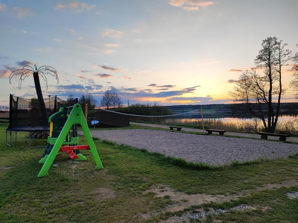 Siedlisko Nr 4A Nad Jeziorem Skarlinskim, Jezioro, Mazury, Domki Letniskowe Kurzetnik Exterior foto